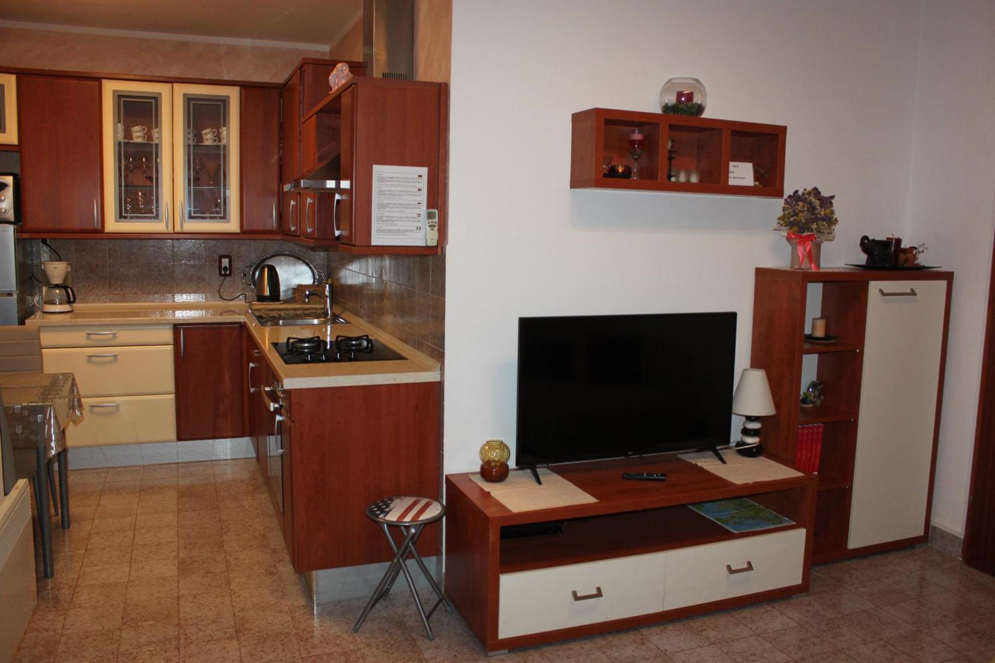 Lori Appartement Pula Buitenkant foto